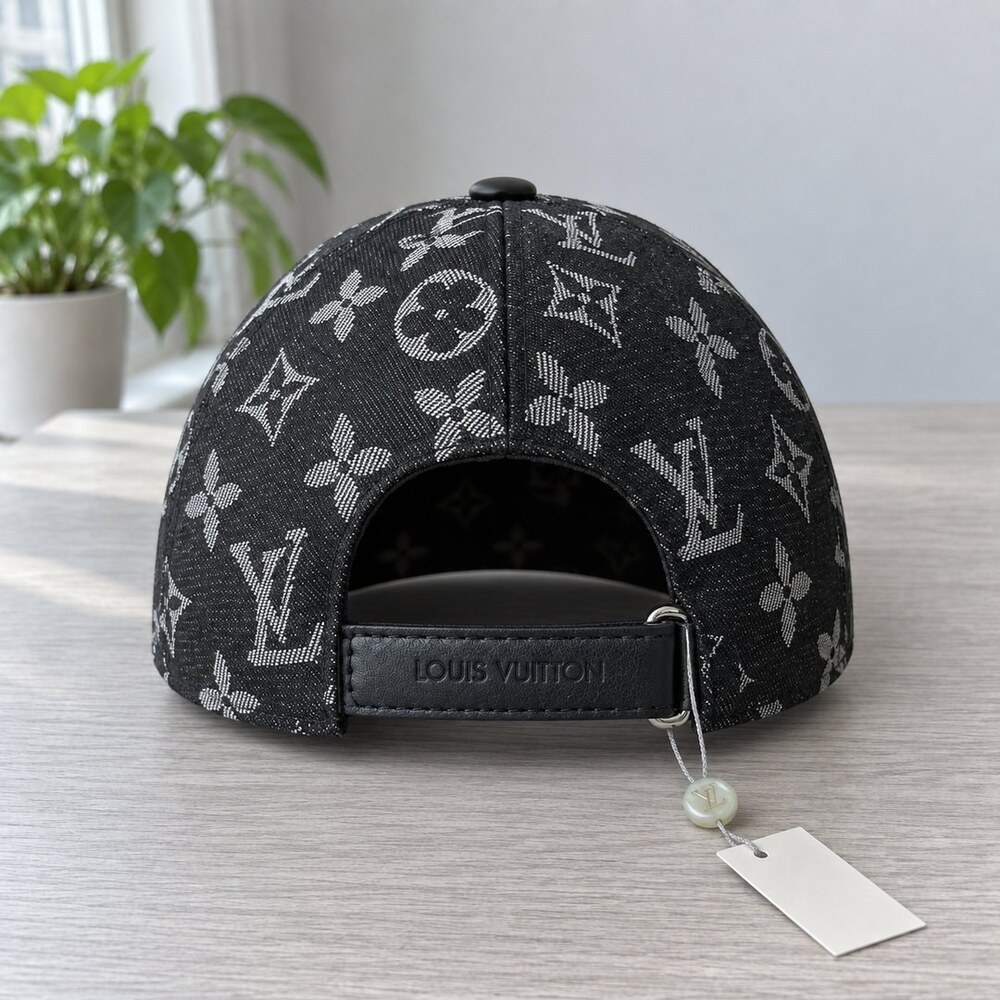 Louis Vuitton Black Brown Monogram Cap - Picture 4 of 6